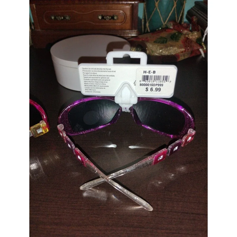 2 Pairs Of Disney Princess Sunglasses New On Card With Original Tags